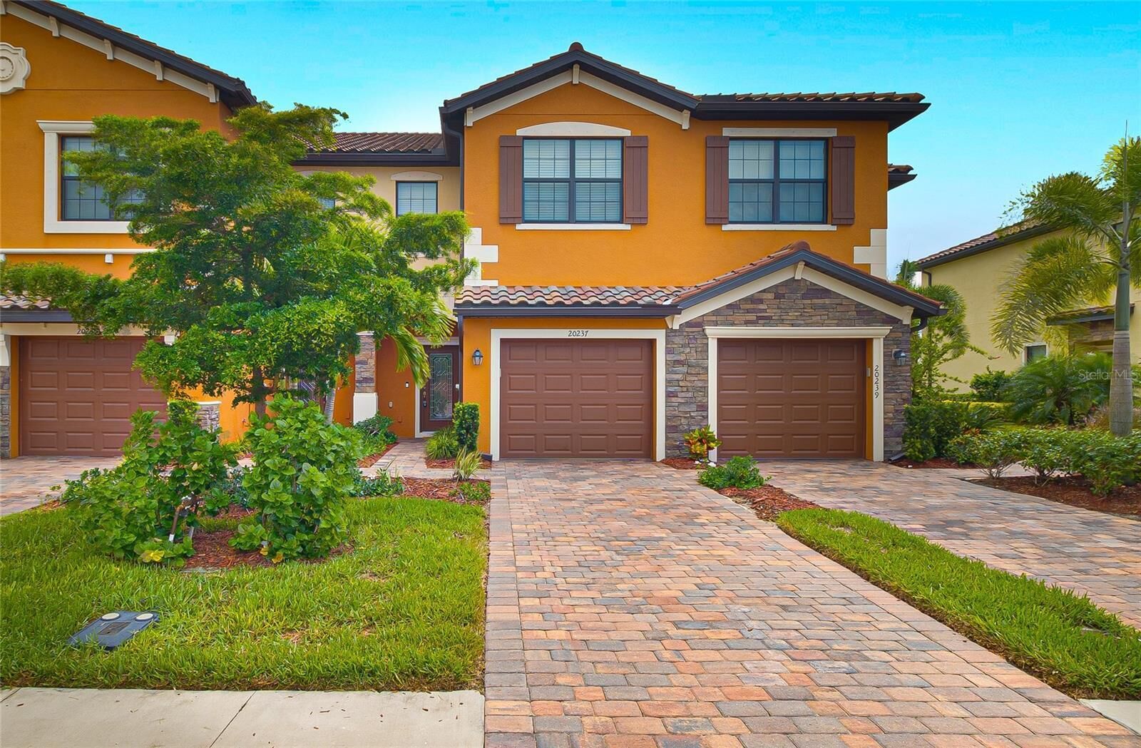 Luxury Townhome in Resort Style Community