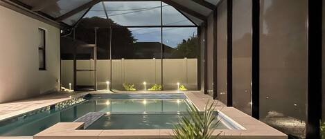 Piscina externa, piscina aquecida