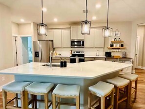 Fridge, microwave, oven, stovetop - Spacious newly built Home w/brand-new heated pool&Spa in the heart of Cape Coral (Cape Coral)