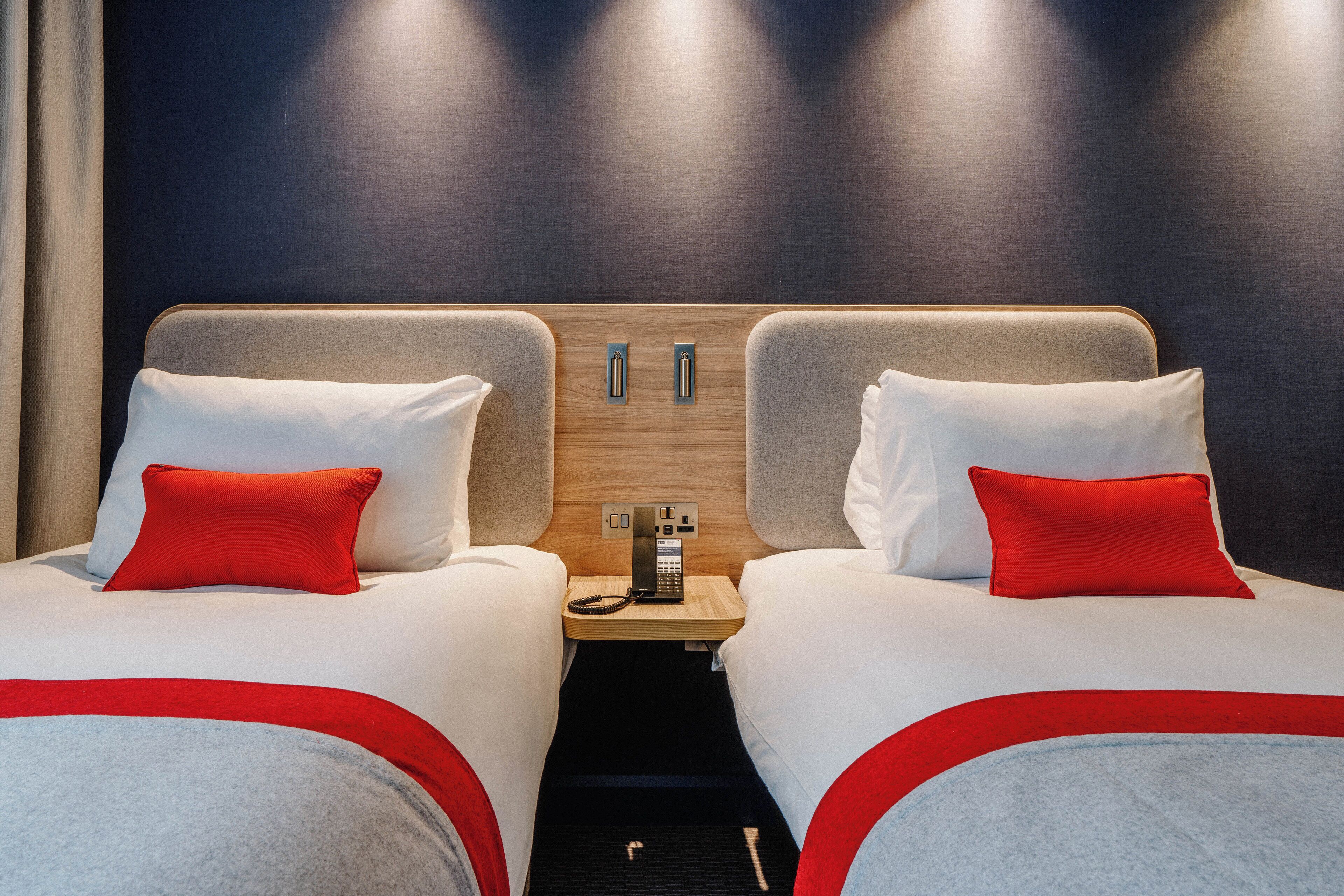 Photo - Holiday Inn Express Liverpool - Central by IHG