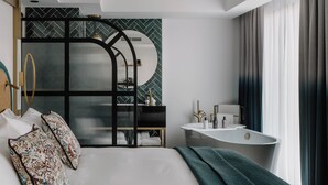 Suite, 1 King Bed, Balcony (Dock View, Top Floor, Bathtub) | Premium bedding, minibar, in-room safe, laptop workspace - The Halyard Liverpool, Vignette Collection by IHG (Liverpool)