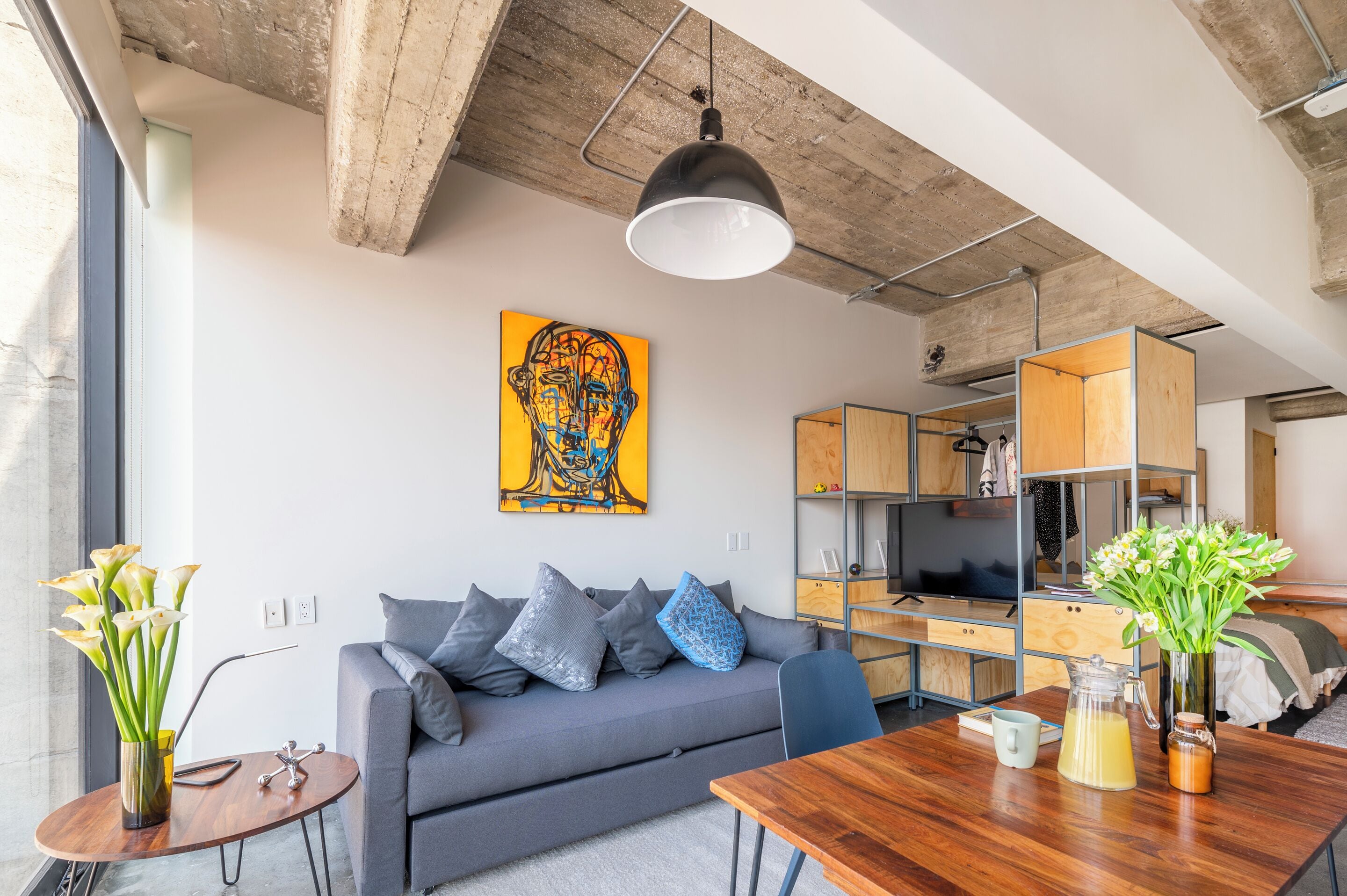 Suite estudio Confort, cocineta | Muebles diferentes, wifi gratis y ropa de cama 