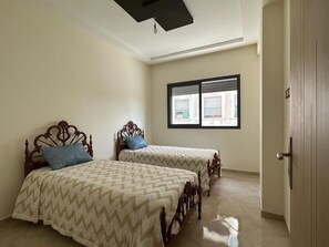 2 bedrooms