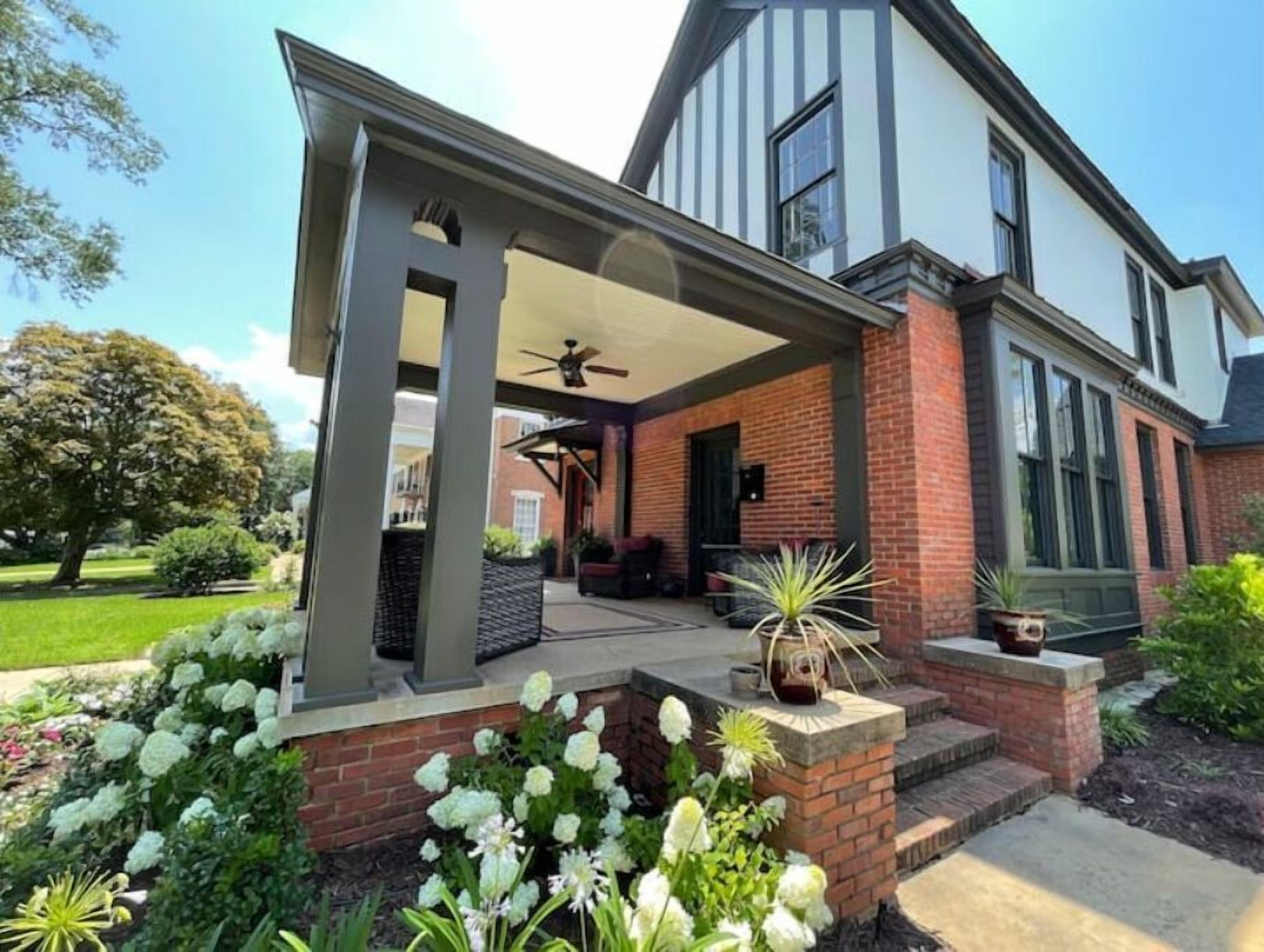The Branch on Milledge - 4 Boutique Hotel Rooms