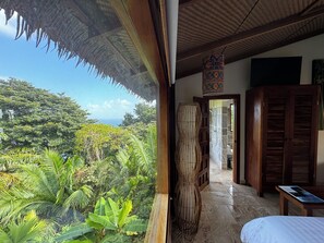 Coffres-forts dans les chambres, rideaux occultants, Wi-Fi gratuit