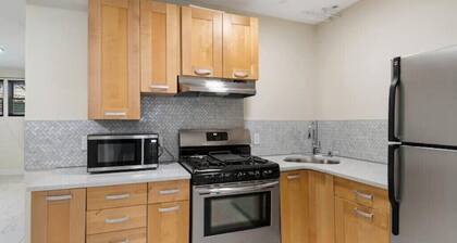 2Bd apt close to major hospitals Bronx 30+days