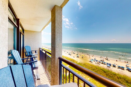 Beachfront condo with beach access, 4 pools, 4 hot tubs, sauna, W/D