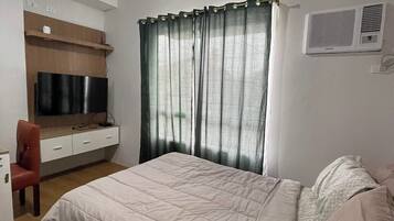 1 bedroom, iron/ironing board, WiFi, bed sheets