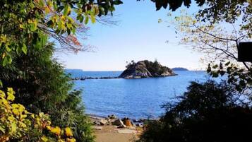 Playa en los alrededores