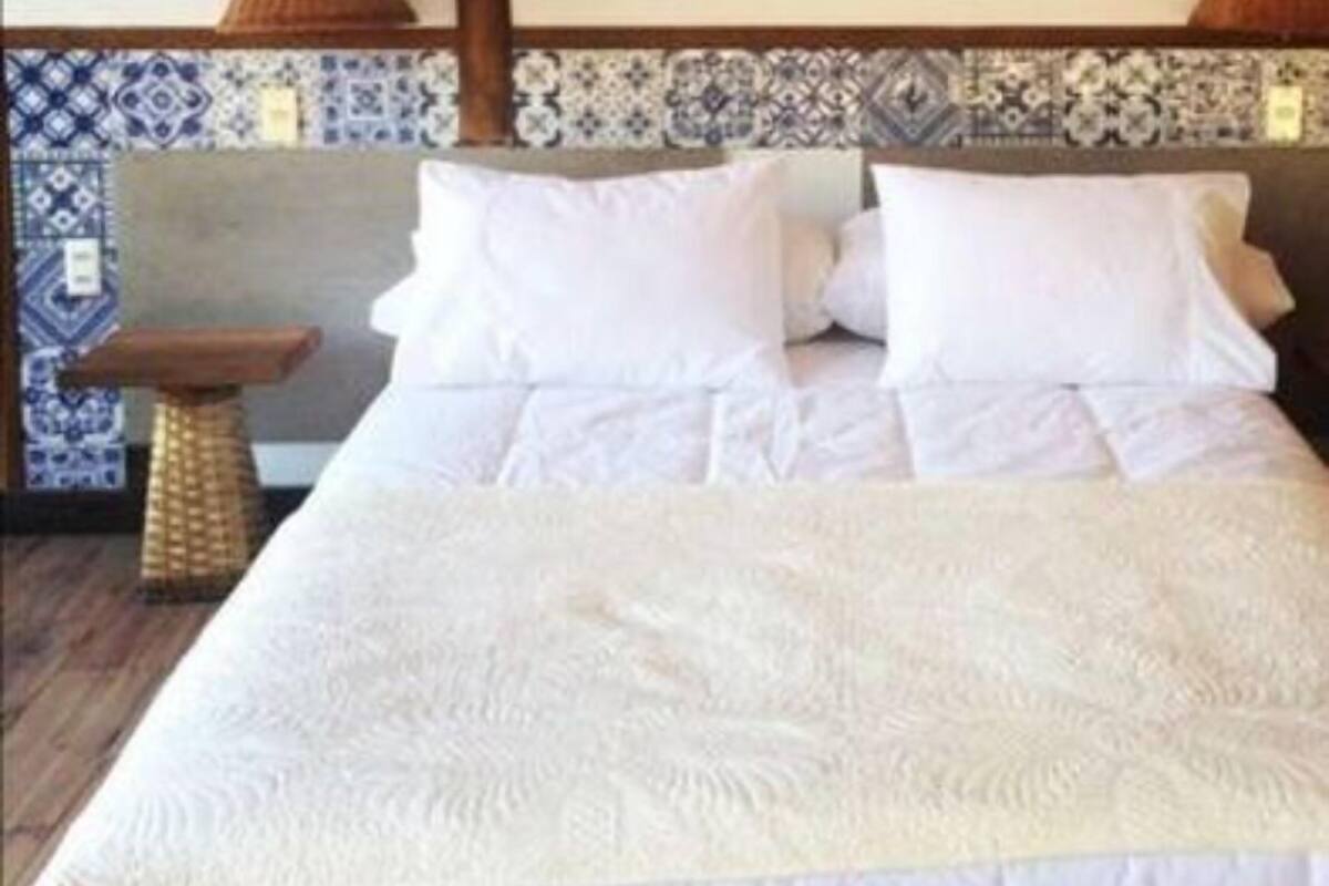 Deluxe Room | 1 bedroom, individually decorated, individually furnished