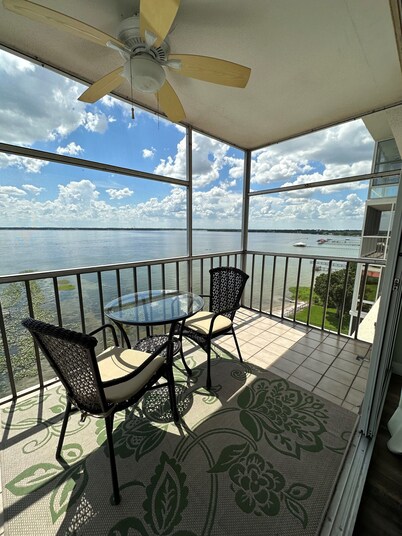2 Bed/2 Bath Condo - Close to Downtown Sebring & Racetrack