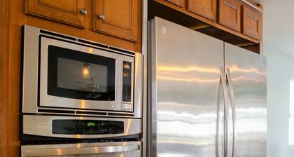 The Bay Getaway-Boat Dock and Launch