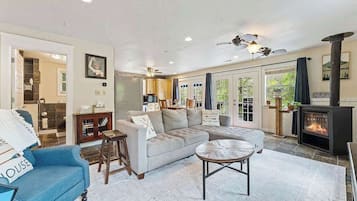 TV, fireplace, DVD player, table football