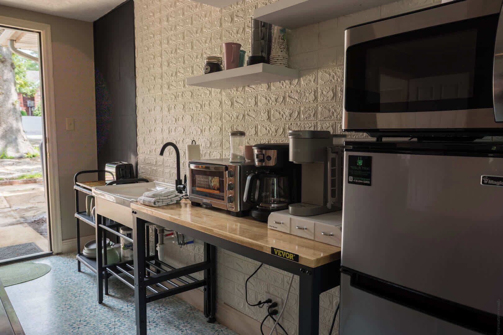 Microwave, coffee/tea maker, cookware/dishes/utensils