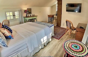 1 chambre, bureau, fer et planche à repasser, Wi-Fi