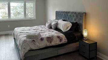 4 chambres, bureau, fer et planche Ă repasser, Wi-Fi