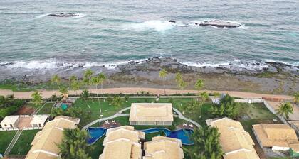 Condomínio Frente mar pé na Área, Piscinas Naturais! Casa Térreo Aconchegante