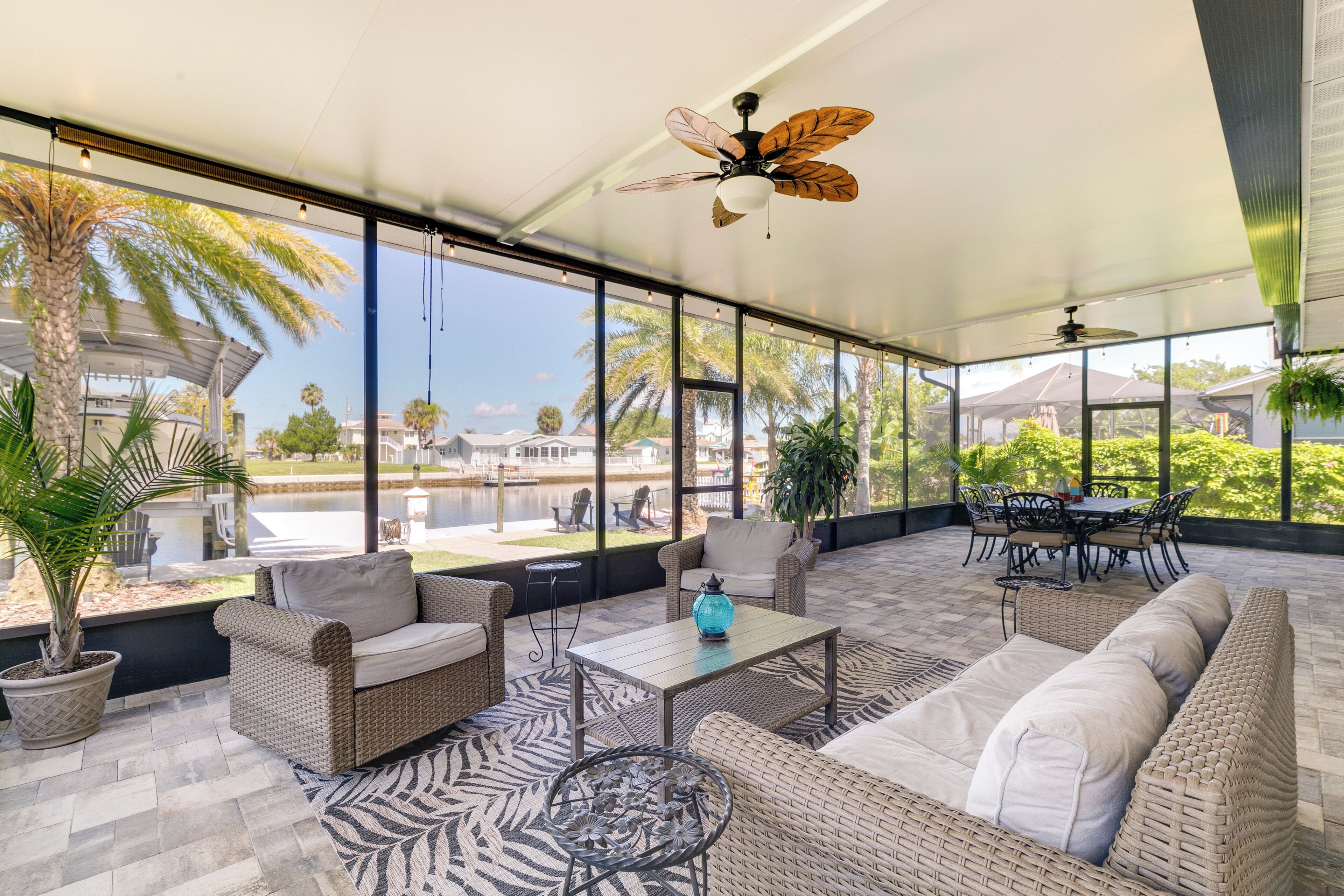 Hernando Beach Getaway w/ Private Dock + Kayaks!