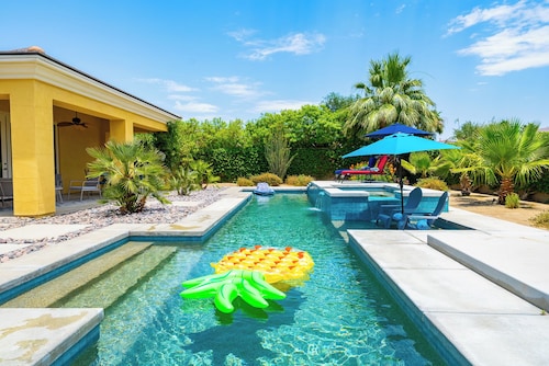 Luxurious 5BR Resort Style Home w/ Pool & Spa