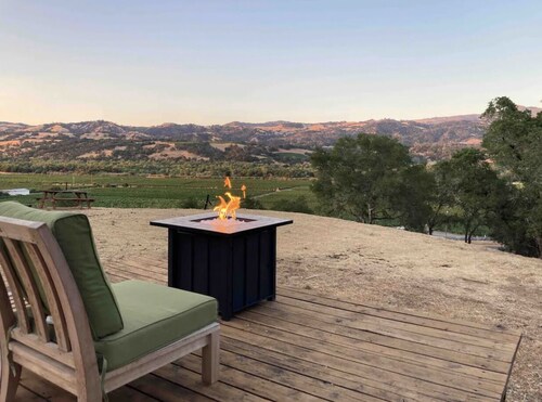 Private Cabin with Views on 16 Acre Estate