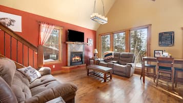 Smart TV, chimenea y videojuegos