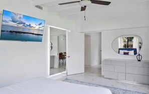 4 Schlafzimmer, Zimmersafe, Bügeleisen/Bügelbrett, Reisekinderbett