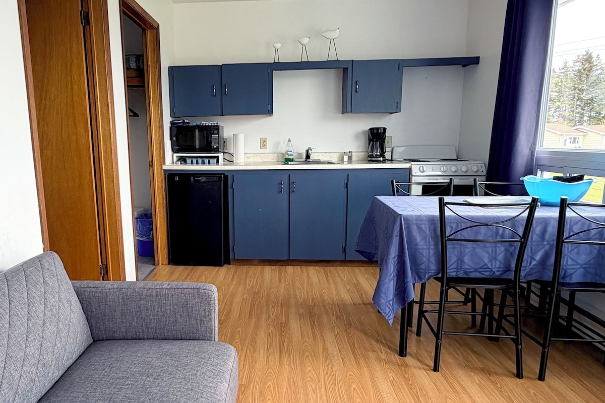 Toetasjesleilighet | Spiseområde på rommet