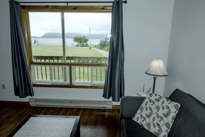 村舍 | 免费 WiFi、床单