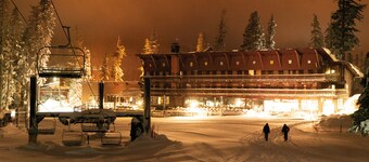 Mountain  View  Room