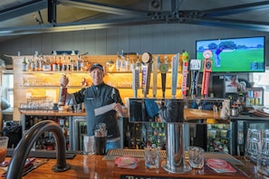 Bar (in der Unterkunft)