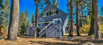 East Village  - Beautiful home nestled in the California's Sierra