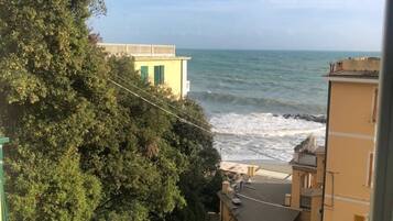 Hochwertige Bettwaren, kostenlose Minibar, Zimmersafe