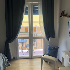 Deluxe Double or Twin Room, 1 Bedroom, Sea View, Beachside