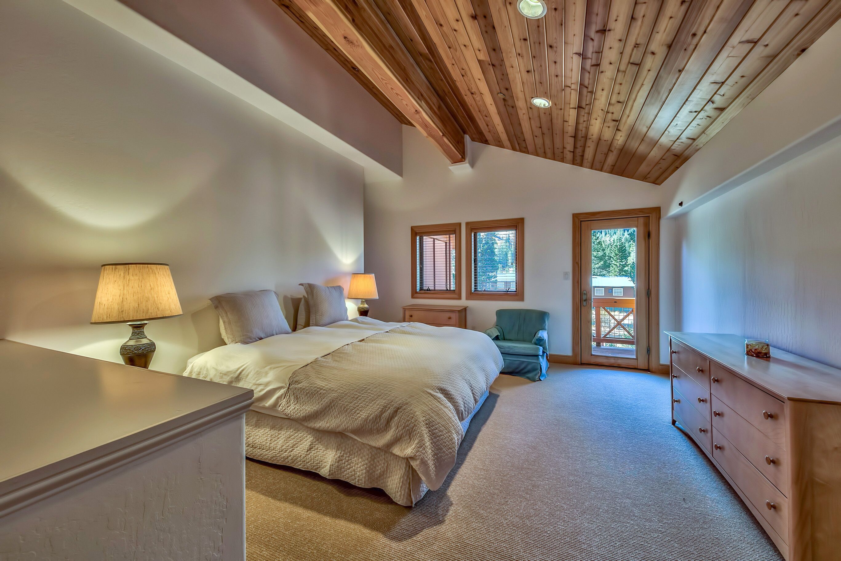 4 Schlafzimmer, Bügeleisen/Bügelbrett, WLAN