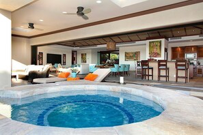 Beheizter Pool