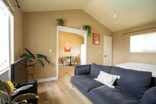 Ocean View Guesthouse/Apt With Pool