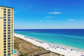 Overlooking the ocean, this hotel offers stunning views of the beach and a long pier.