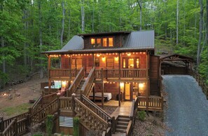 Exterior - Upscale Cabin! Hot Tub & Arcade! (Morganton)