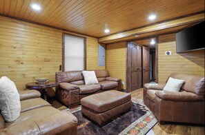 Smart TV, fireplace, video games