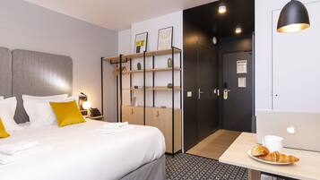 Coffres-forts dans les chambres, Wi-Fi gratuit, draps fournis