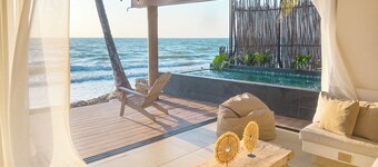 Loretta Beach House + Infty Pool