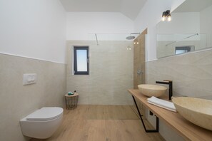 Dusche, Bidet