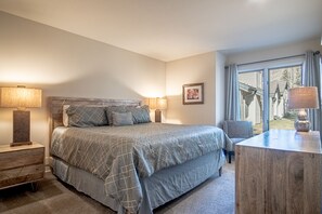 2 bedrooms, iron/ironing board, free WiFi, bed sheets - 2BD Fairway Nine Golf Condo + FREE Resort Amenities (Sun Valley)