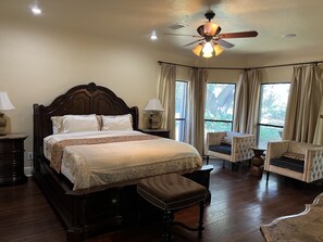 5 camere, una cassaforte in camera, ferro/asse da stiro, Wi-Fi gratuito