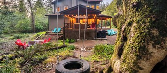 Mobley Myrtle Brook, secluded private retreat near beach. Pet friendly!