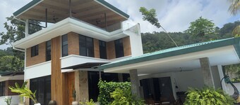 Gorgeous 3 floor ocean front home. Private gated community. South Beach, Jaco! 