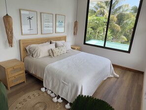 3 bedrooms, in-room safe, free WiFi, bed sheets