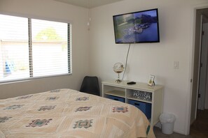 2 habitaciones, escritorio, tabla de planchar con plancha y wifi gratis
