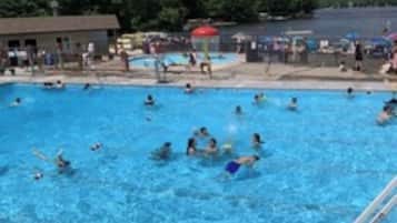 Piscine extérieure, piscine chauffée