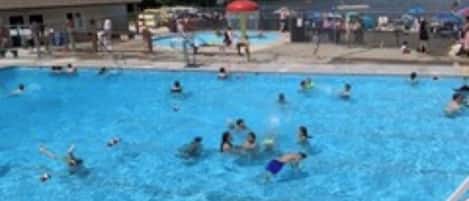 室外泳池、暖水池